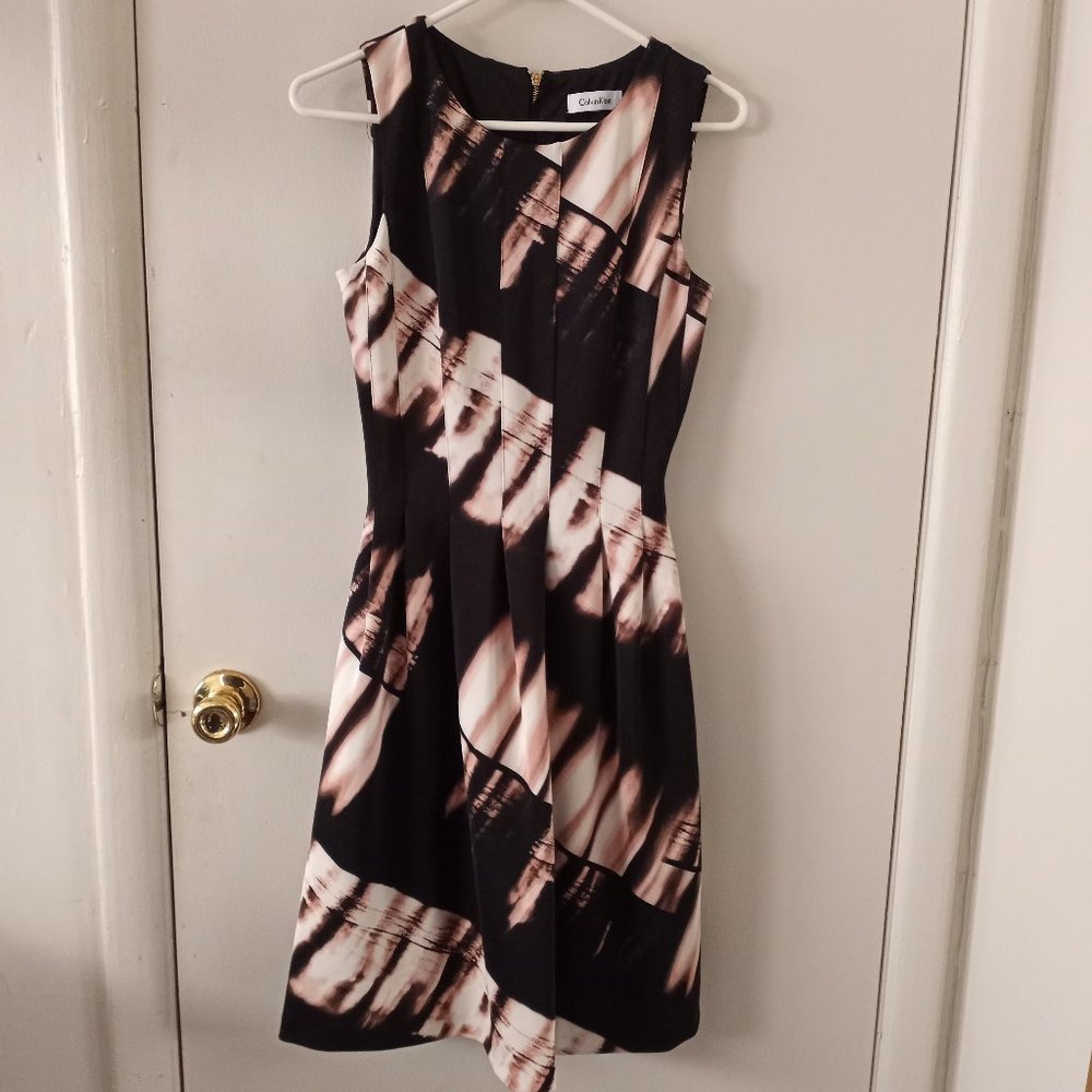 Calvin Klein Abstract Pleated Dress
